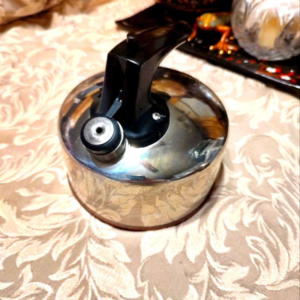 ☕ Amazing Vintage Revere Ware Petite Whistle Tea Kettle